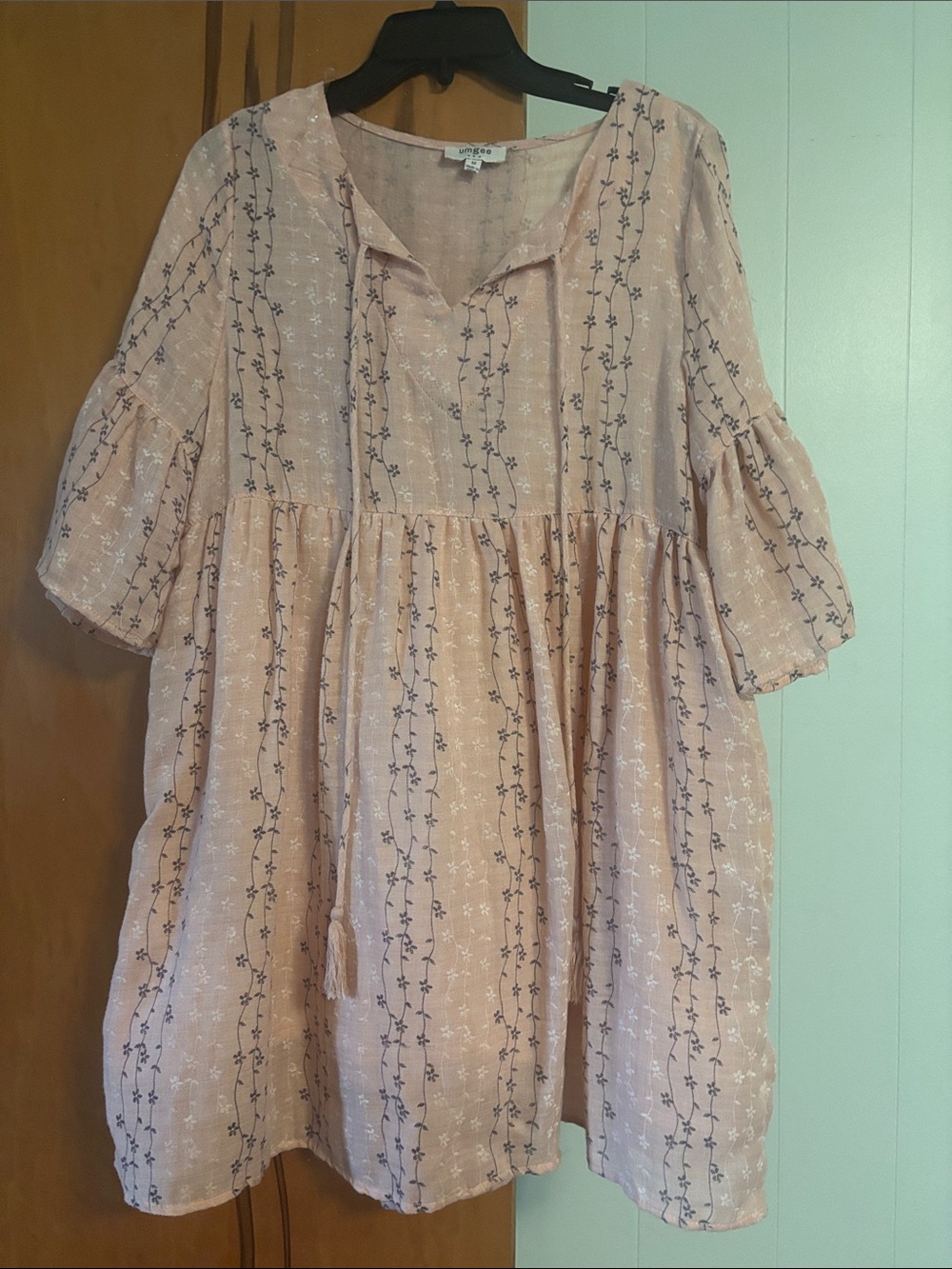 Light pink floral pattern dress